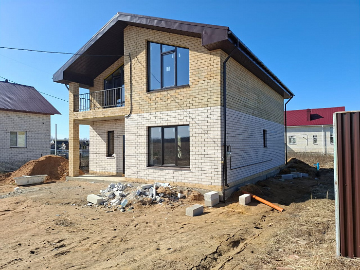 Дом 167 м² на участке 9 соток