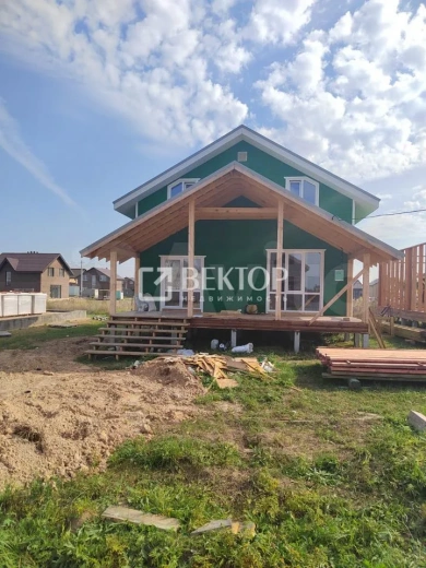 Дом 130 м² на участке 4,5 соток